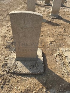BAGHDAD (NORTH GATE) WAR CEMETERY - REYNOLDS, ALFRED